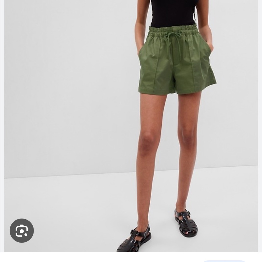 GAP Bungee Pull On Shorts
